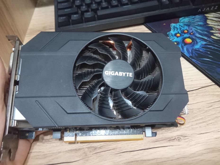 Продам GTX970(4GB)