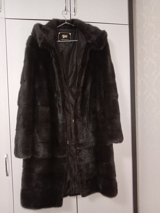 Продам норковую шубу