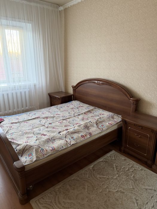 Продам спальный гарнитур