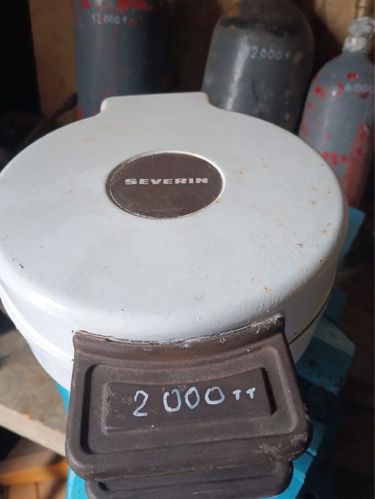 Продам вафельницу