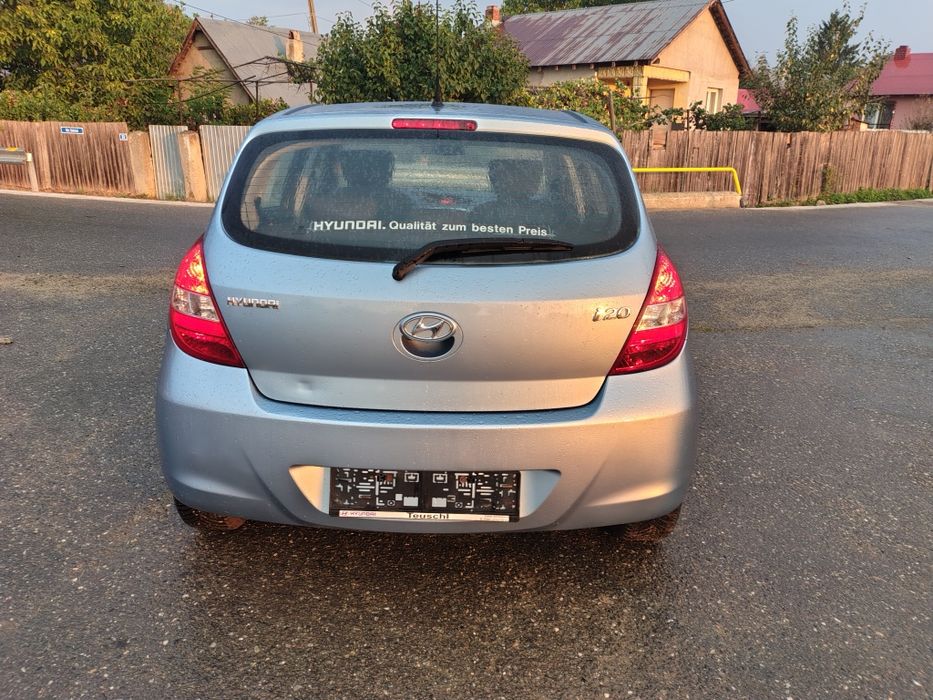 Vând Hyundai i20