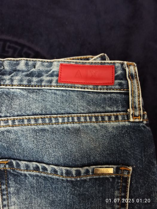 Джинсы женские Armani Exchange оригинал в отличном состоянии