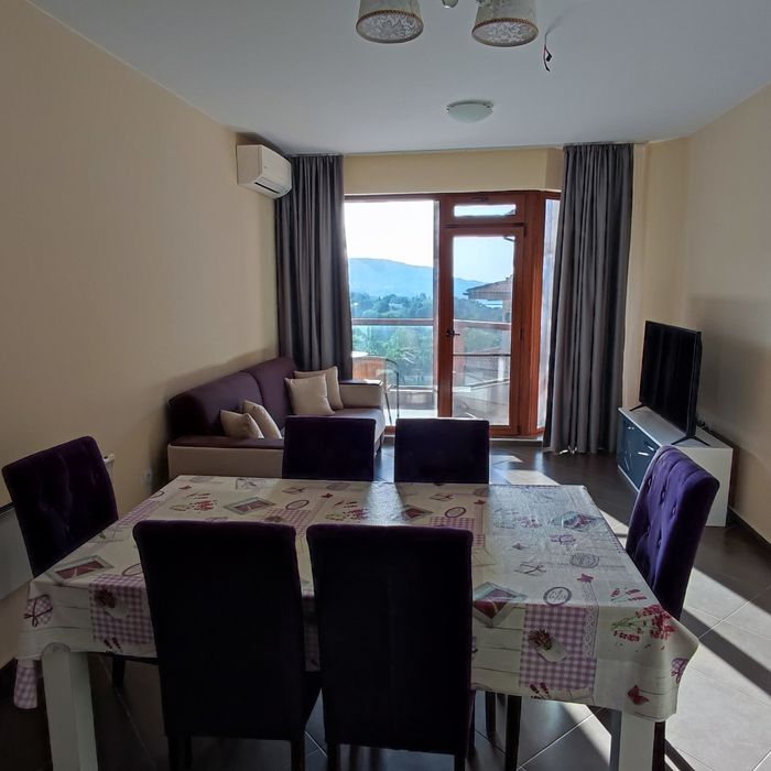 Дава се под наем Тристаен апартамент в Балчик - 97 кв.м за 550 € - Снимка #3