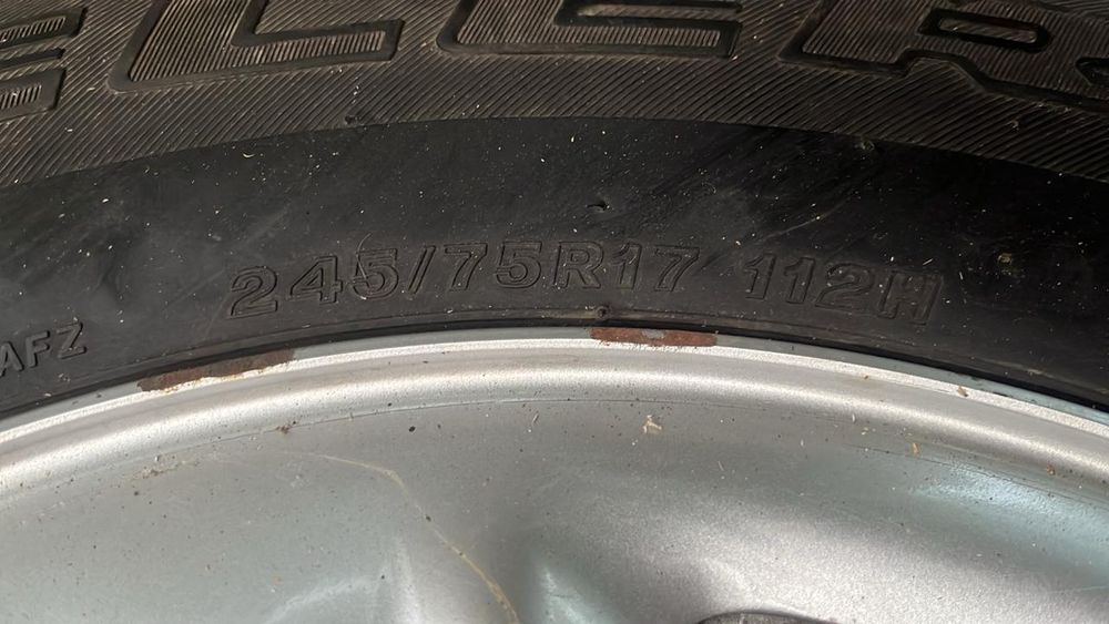 Продам резину с дисками