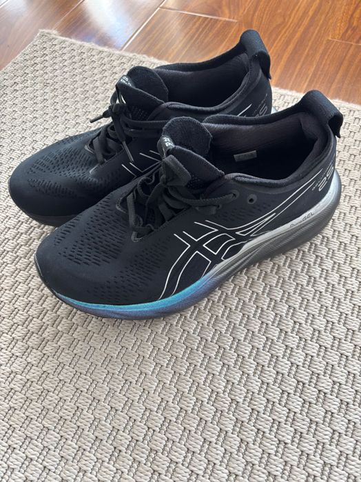 Adidasi Asics 44 condiție 10/10