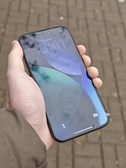 Iphone 15 (плюс)