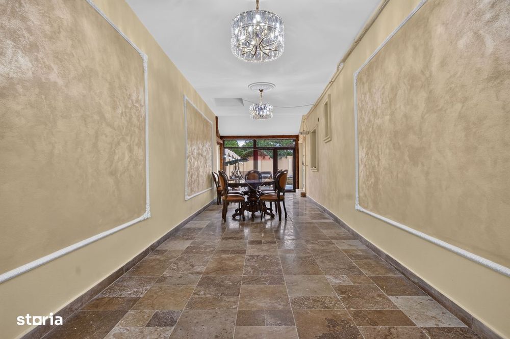 Casă complet renovată în zona ultracentrală | Pecica