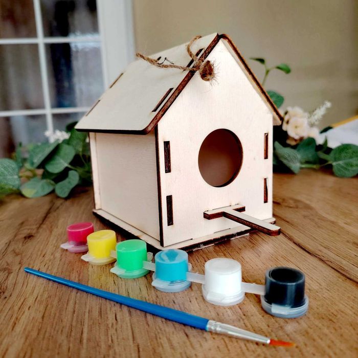 Cutie din lemn pentru pasari - activitate pentru Saptamana Verde