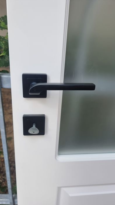 Usa interior alba Pinum 200 x 70