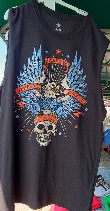 Vand maieu pentru bărbați.