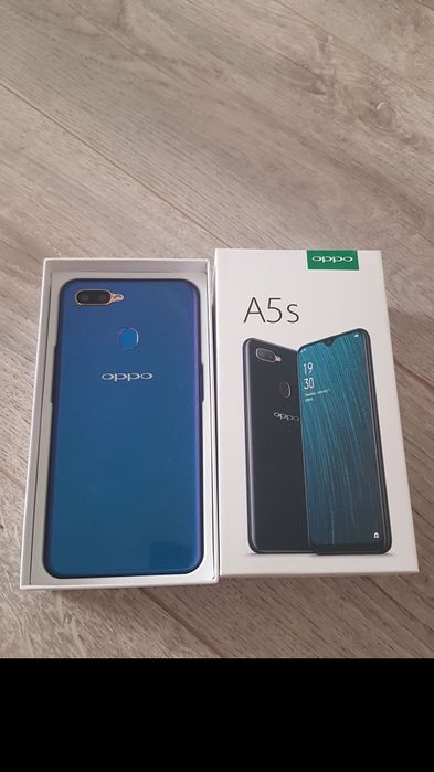 Продам сотовый телефон