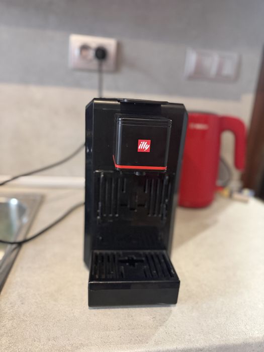 Кафе машина illy y3.3 iperespresso