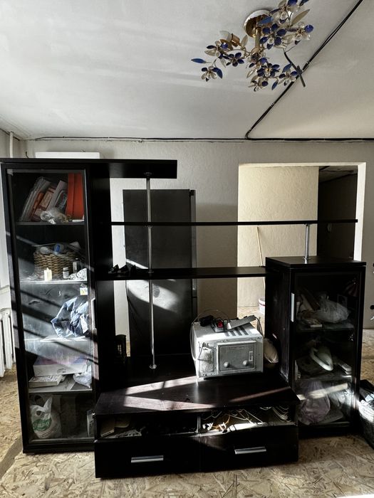 Стенка под телевизор для зала 35.000тг