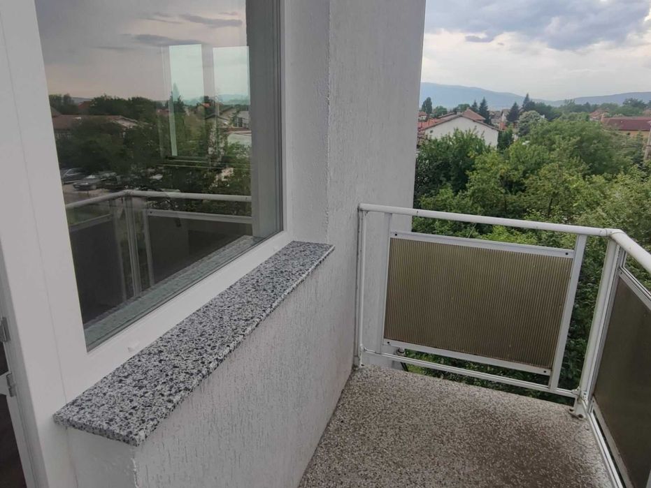 Дава се под наем Къща в с. Мировяне, Област София-град - 200 кв.м за 1390 € - Снимка #10