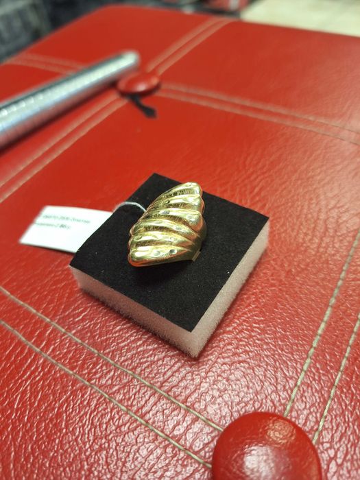 Златен пръстен 2,86гр.14к