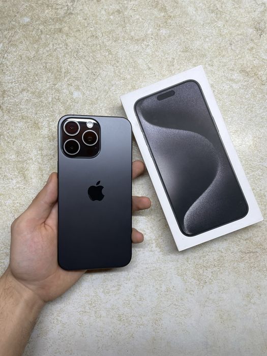 iPhone 15 Pro Max 256 GB Black Titanium  Идеал