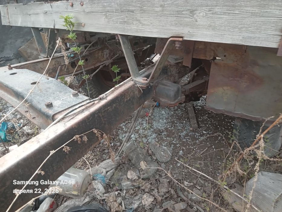 Продам  уаз по запчасти