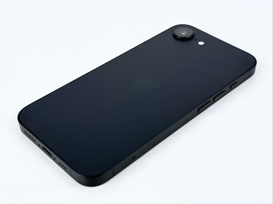 Apple iPhone 16e 128GB Black 100% Батерия! Гаранция!
