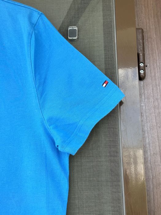 Мъжка тениска Tommy Hilfiger (Slim Fit) - размер L, Отлично състояние