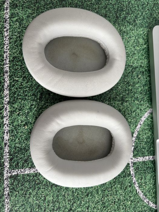 Продам наушники Sony WH-CH720N белый