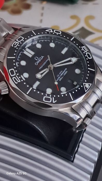 Vand ceas Omega nou