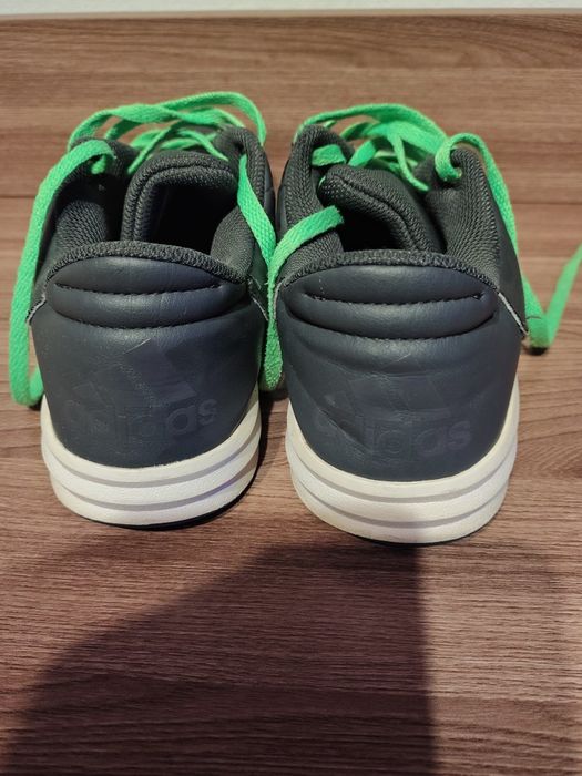 Adidașii originali, ADIDAS. Nr 37