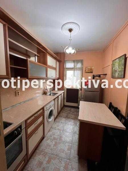 Продава се Тристаен апартамент в Пловдив, Христо Смирненски - 84 кв.м за 1822 €/кв.м - Снимка #7