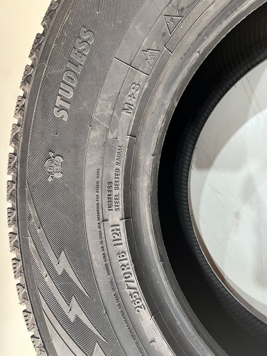 Продам шины Toyo