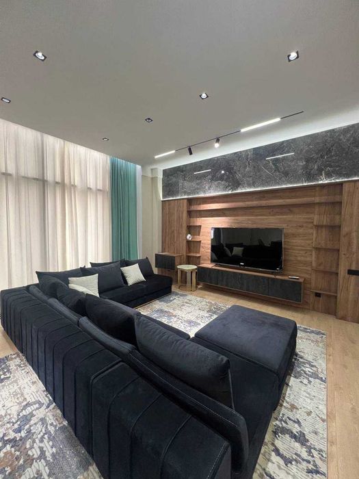 Паркентский. Oq Saroy Deluxe. 2/7/8.