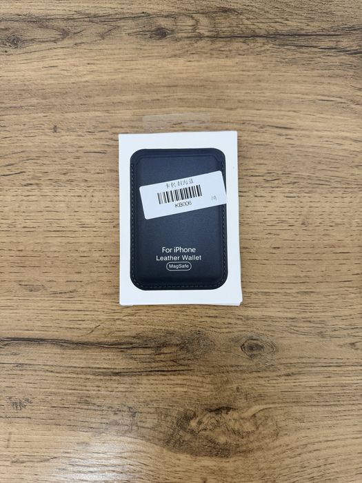 Кожаный магнитный  кошелёк для iPhone 17 Pro / 17 Pro Max — синий