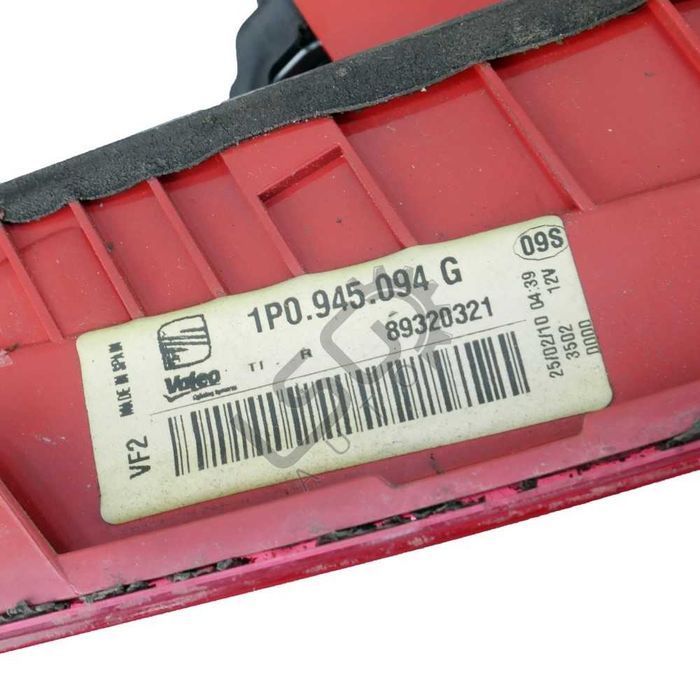 Stop interior dreapta pentru SEAT Leon II, OEM 1P0945094G 143946