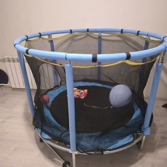 Детский батут продам