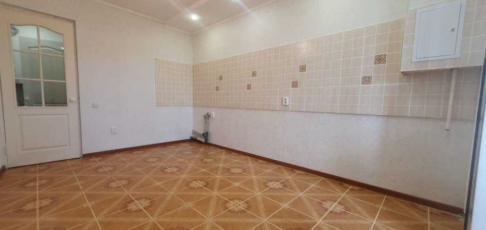 Продам 2 комн. квартиру в Уральске