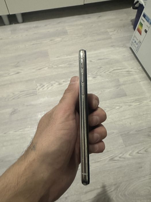 Продам айфон 10xs