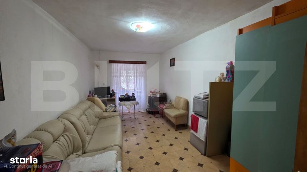 Casa de vanzare, cu 4 camere, 80 mp, satul Dorolea
