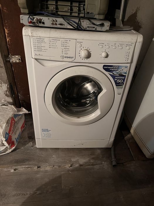 Продам стиральную машинку