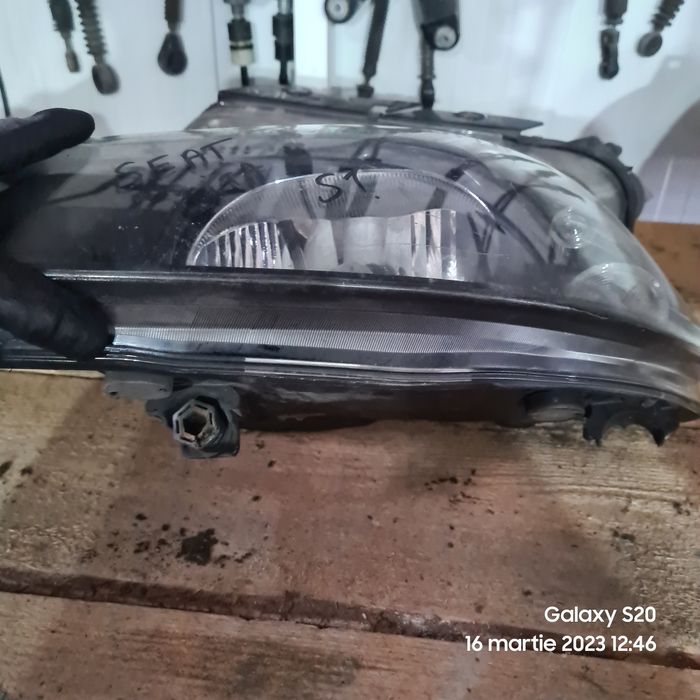 Far seat ibitza stanga