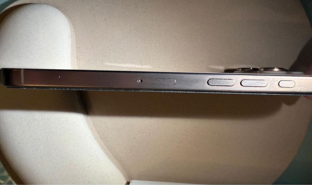 Iphone 16 Pro Max - 256GB - 94% - Dessert Titanium