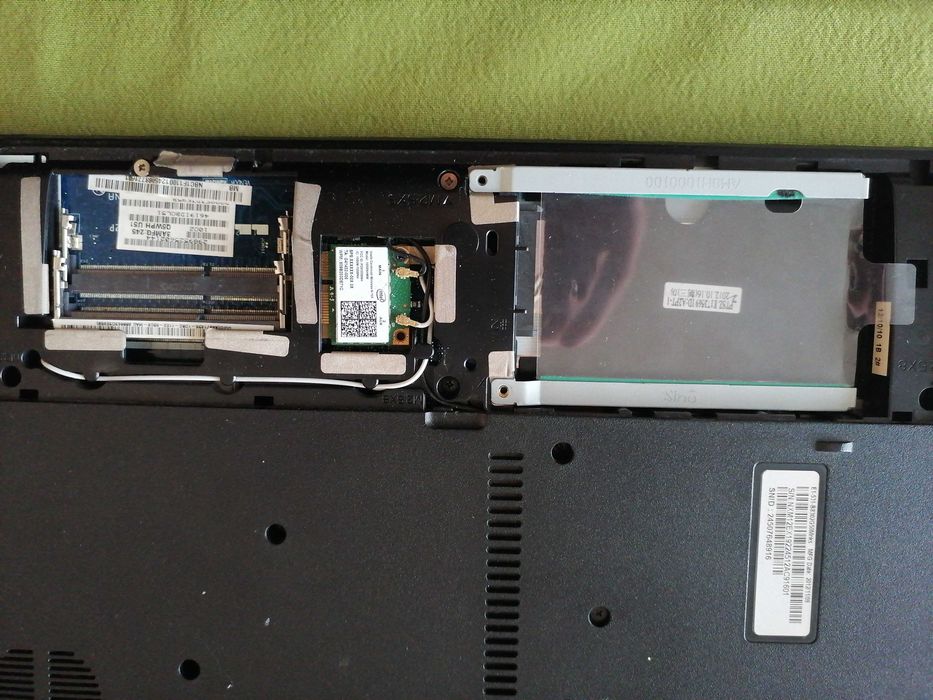 Лаптоп Acer Aspire E1-571 Q5WPH 15.6" За части