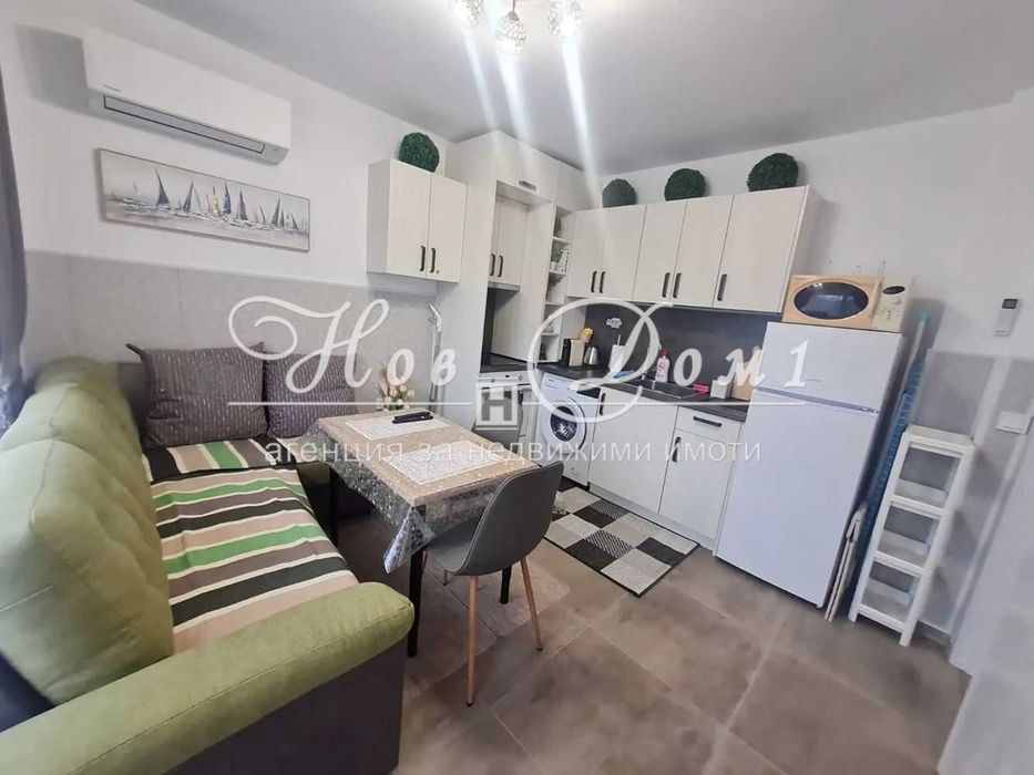 Дава се под наем Двустаен апартамент в Варна, Център - 40 кв.м за 600 € - Снимка #1