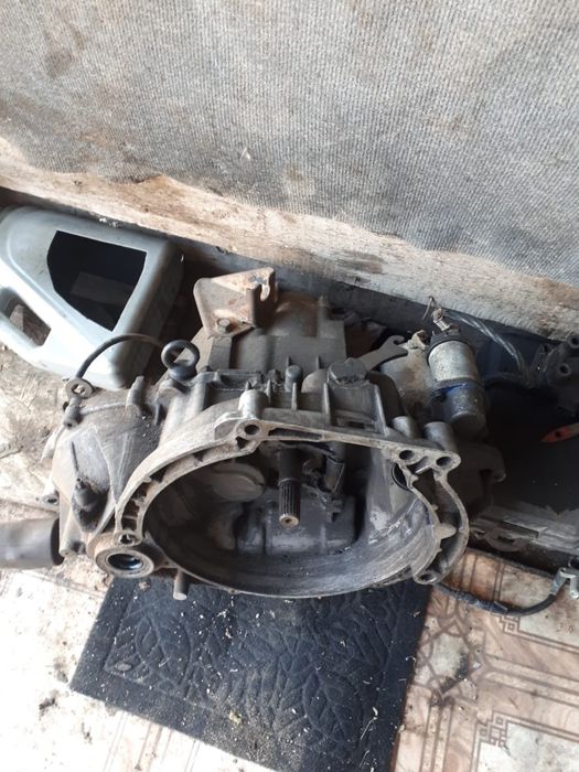 Продам мотор 8 клоп