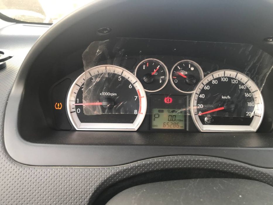 Neksa 3 avtamat benzin arenda