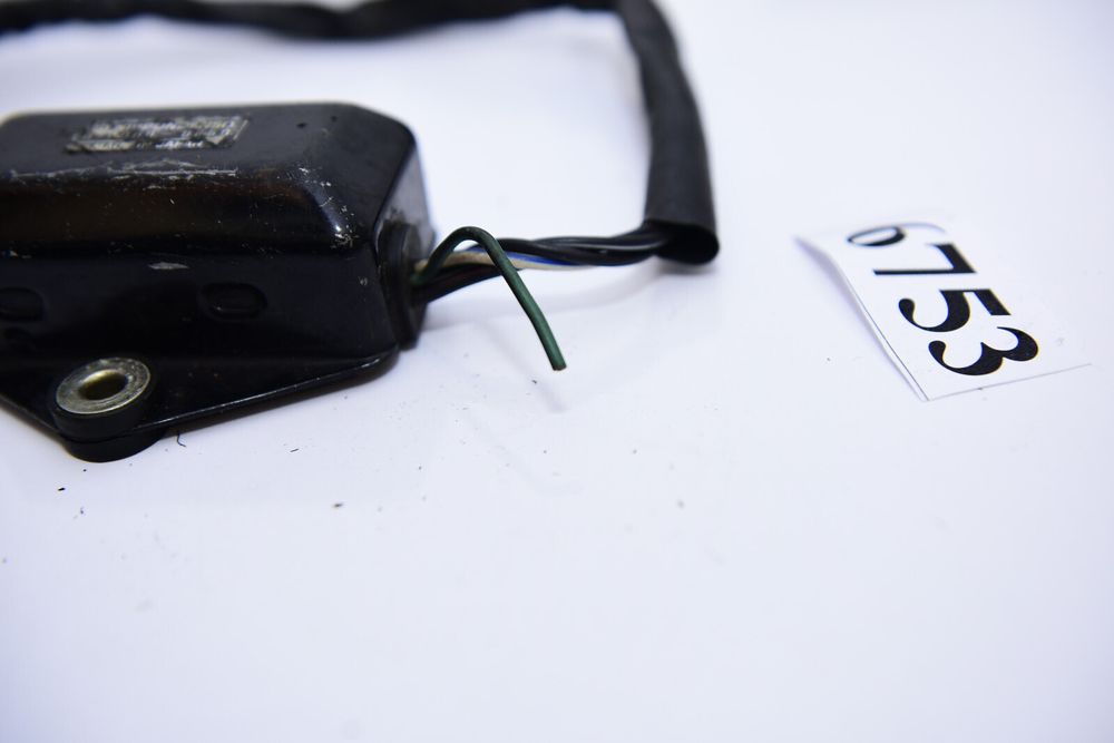 Nippondenso 070000 - 0850 ECU controler CDI