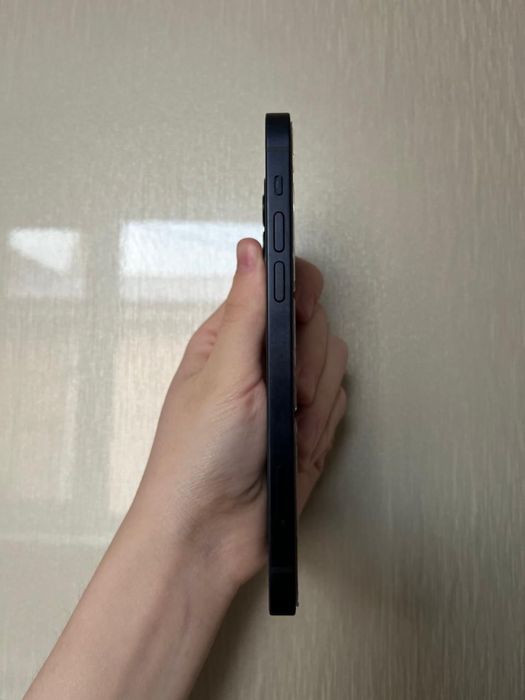 Продам iPhone 12, 128 ГБ, хорошее состояние