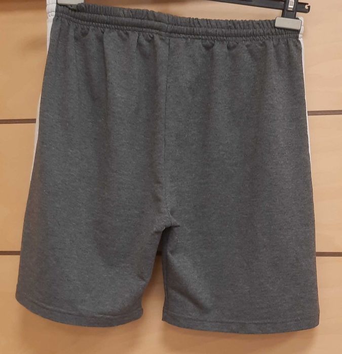 Tommy Hilfiger-Много Запазени