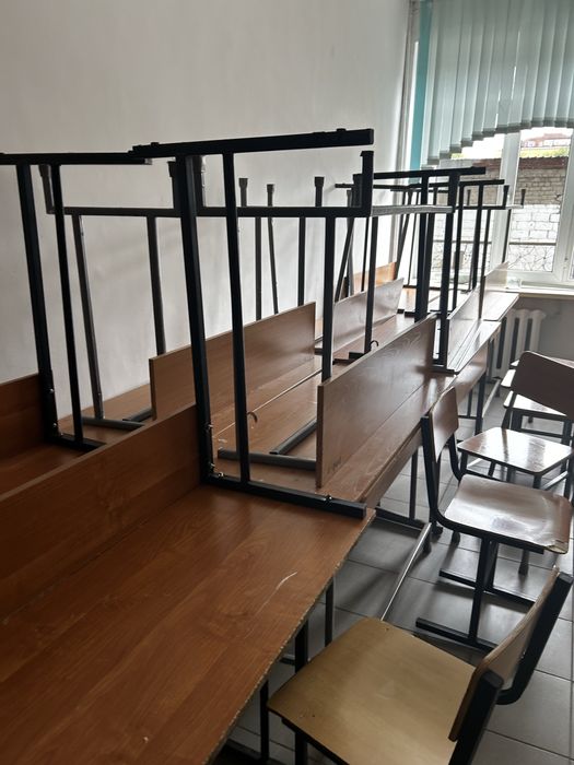 Продам парты и стулья
