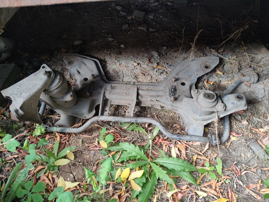 Подрамник пассат б3 б4