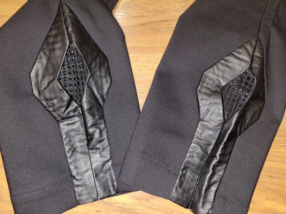 Черен панталон Lucy Луци