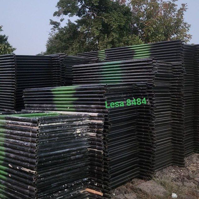 Lesa 8484 Stoyka Damkrat