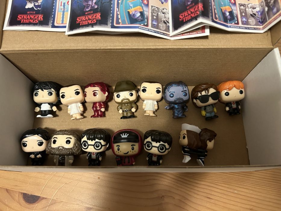 Lot 14 figurine Funko Pop Kinder Joy (Stranger Things si Harry Potter)